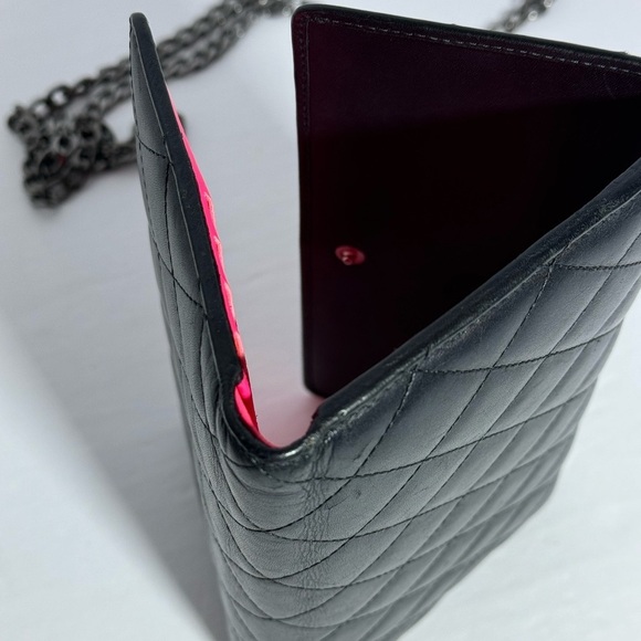 CHANEL CAMBONE BLACK QUILTED LAMBSKIN WALLET/CROSSBODY - Picture 4 of 15